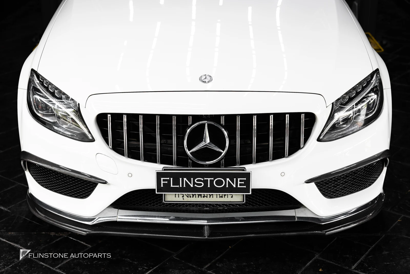 W205/C205 C-Class 前格栅安装 W205 C-Class 款式 GT