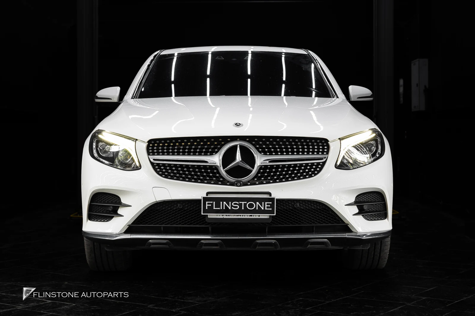 GLC Coupe 内饰升级套装 2026 中控屏 Android 含灯光 64 颜色