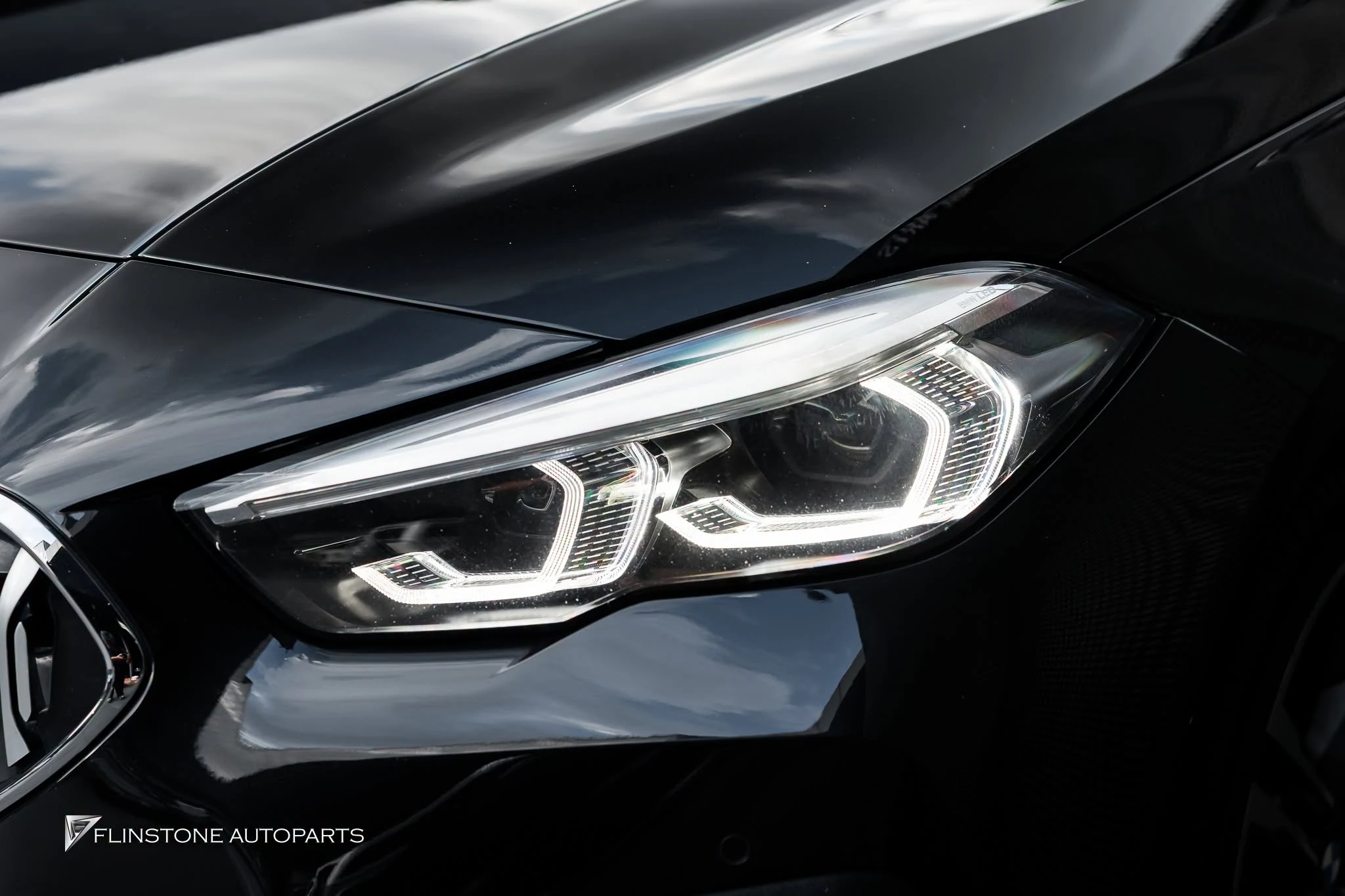 BMW F44 Series 2 แก้ไฟหน้าเหลืองขุ่น เส้นไฟ LED กลับมาขาวเนียน