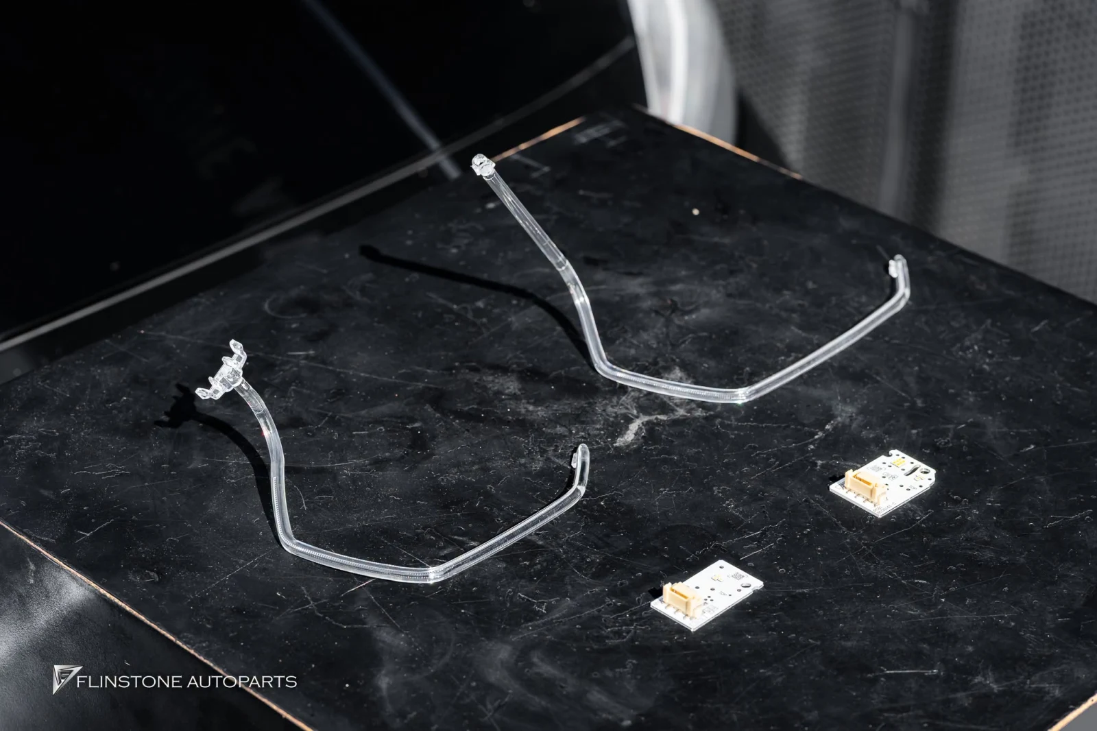 BMW F44 Series 2 แก้ไฟหน้าเหลืองขุ่น เส้นไฟ LED กลับมาขาวเนียน