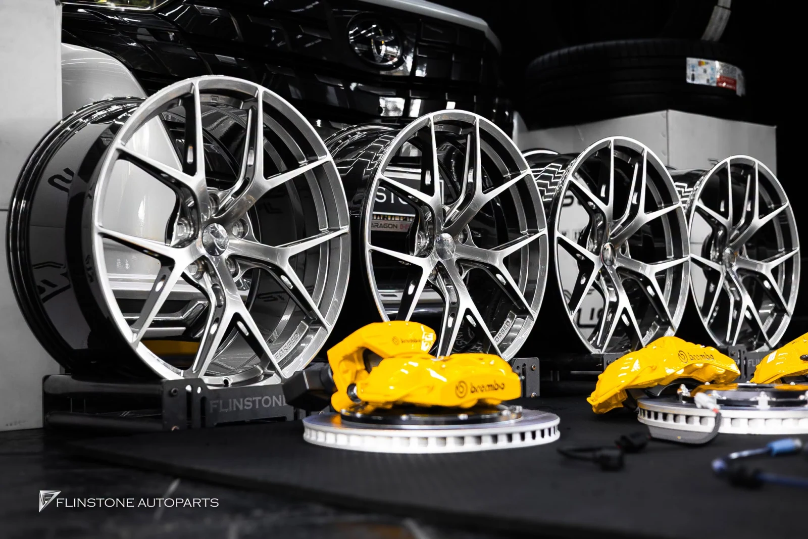 TOYOTA ตกแต่งและอัปเกรดออปชัน — ผลงานติดตั้งจริงที่ Flinstone Autoparts