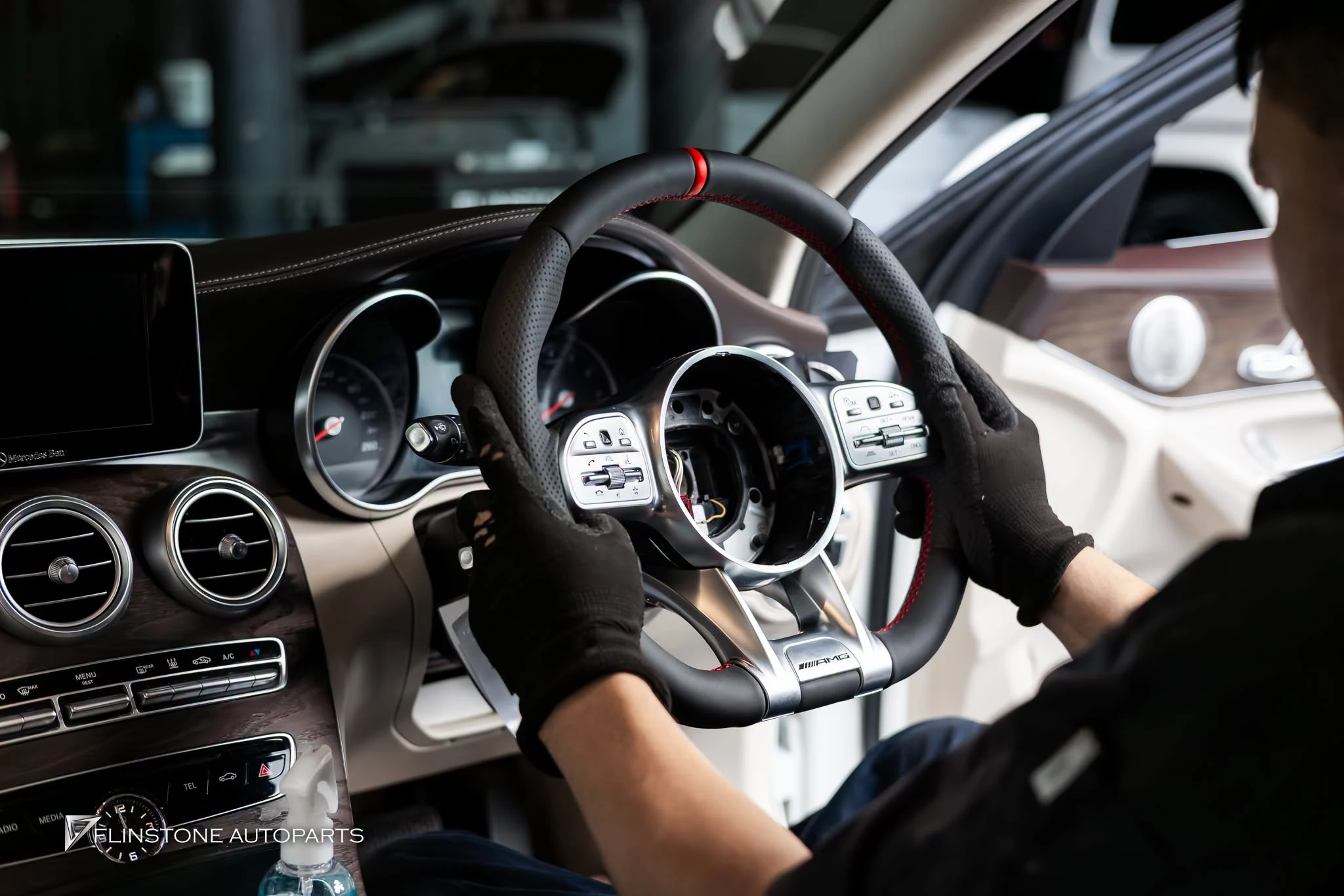 W205 C205 C-Class เปลี่ยนพวงมาลัย — ผลงานติดตั้งจริงที่ Flinstone Autoparts