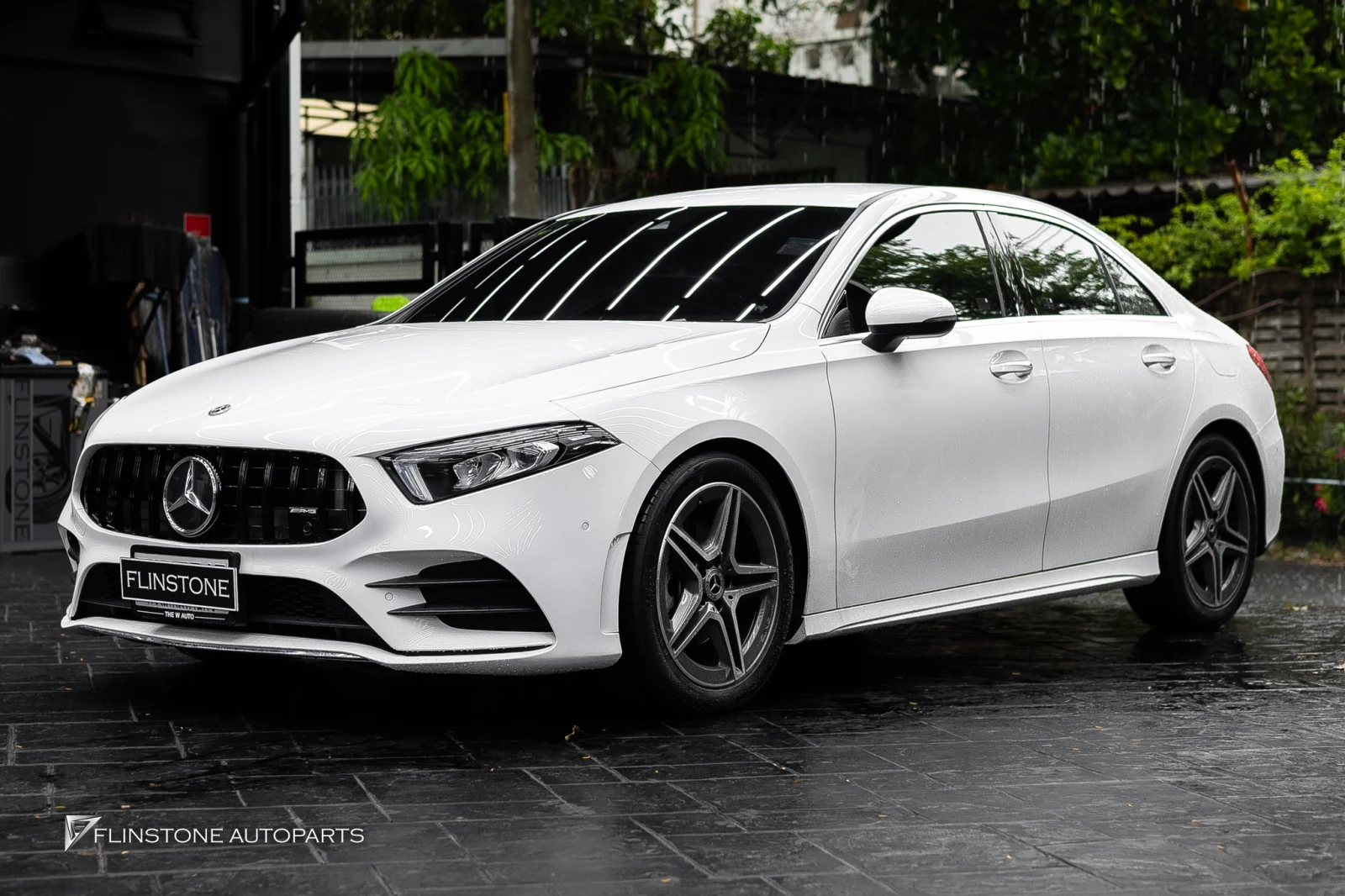 W177 A-Class กระจังหน้า — ผลงานติดตั้งจริงที่ Flinstone Autoparts