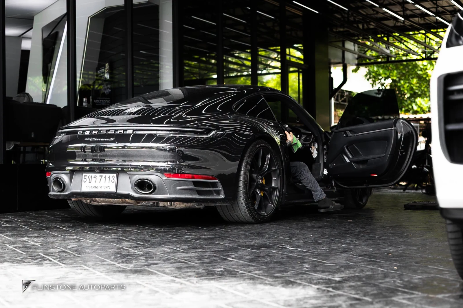 FLINSTONE AUTOPARTS RAMINTRA ตกแต่งและอัปเกรดออปชัน