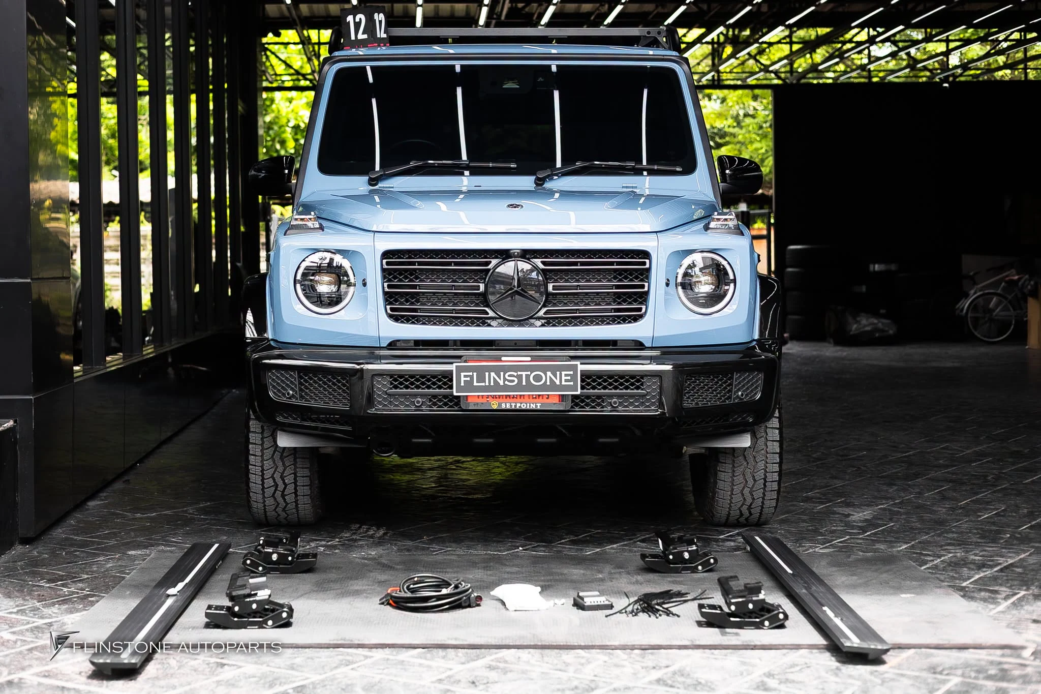 W464 G-Class ตกแต่งและอัปเกรดออปชัน บันไดข้างไฟฟ้า — ผลงานติดตั้งจริงที่ Flinstone Autoparts
