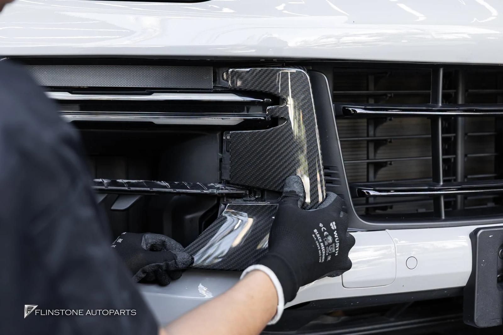PORSCHE Cayenne 9Y0.2 styling and option upgrades — real installation work at Flinstone Autoparts