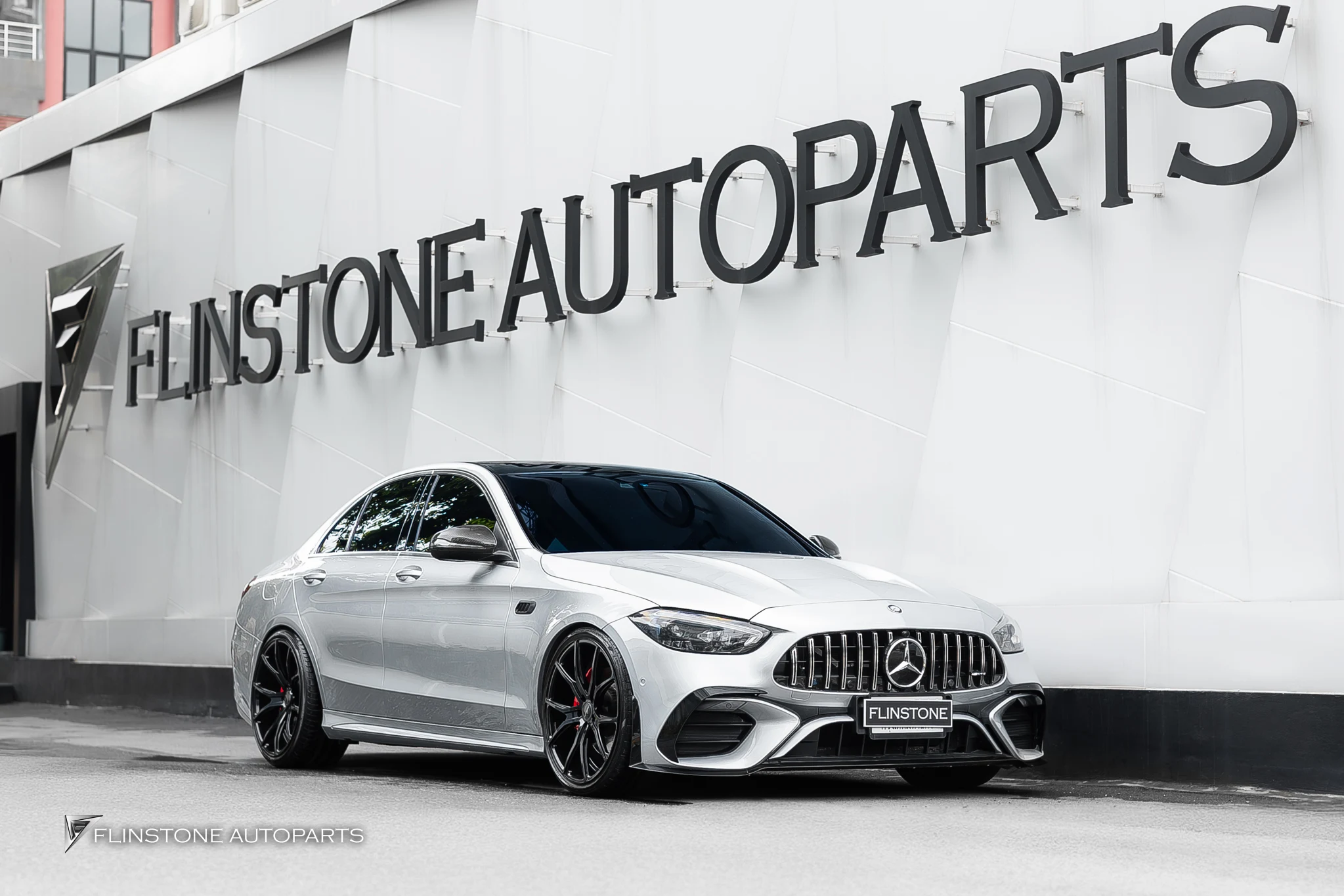 W205 C205 C-Class เปลี่ยนโฉม — ผลงานติดตั้งจริงที่ Flinstone Autoparts