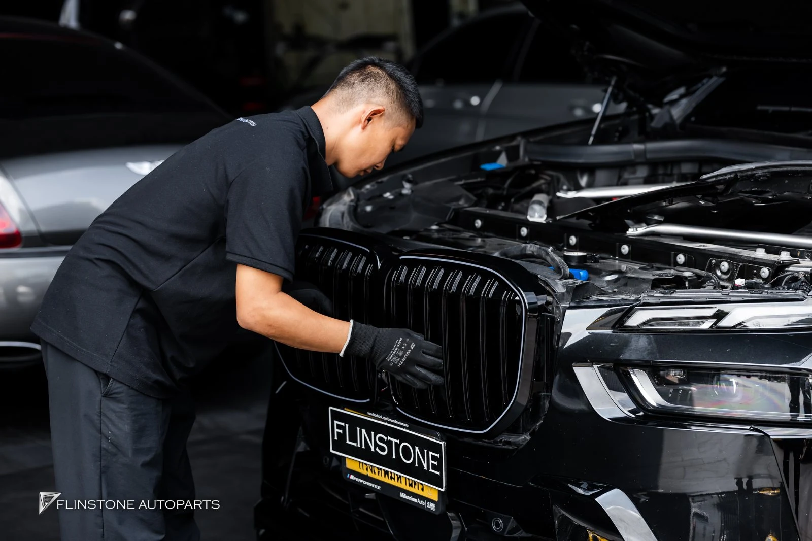 BMW X7 G07 กระจังหน้า ที่ Flinstone Autoparts — รีวิวงานจริงพร้อมภาพทุกขั้นตอน