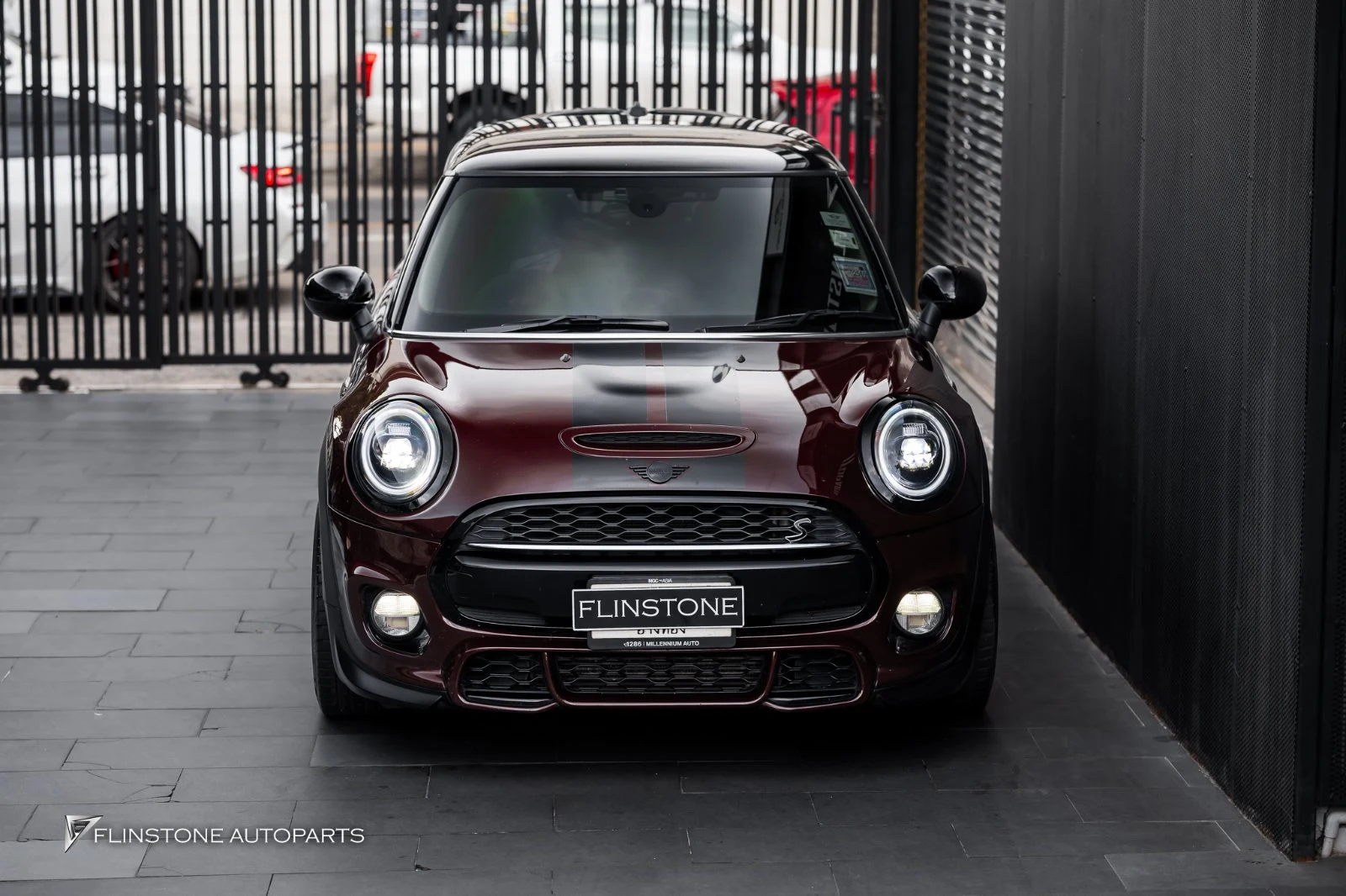 MINI Cooper เปลี่ยนไฟหน้า ที่ Flinstone Autoparts — รีวิวงานจริงพร้อมภาพทุกขั้นตอน