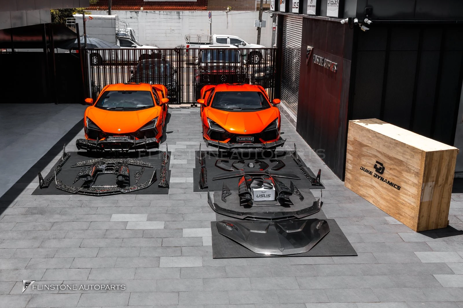 LAMBORGHINI Revuelto Duke Dynamics Carbon Fiber Front Bonnet — ผลงานติดตั้งจริง