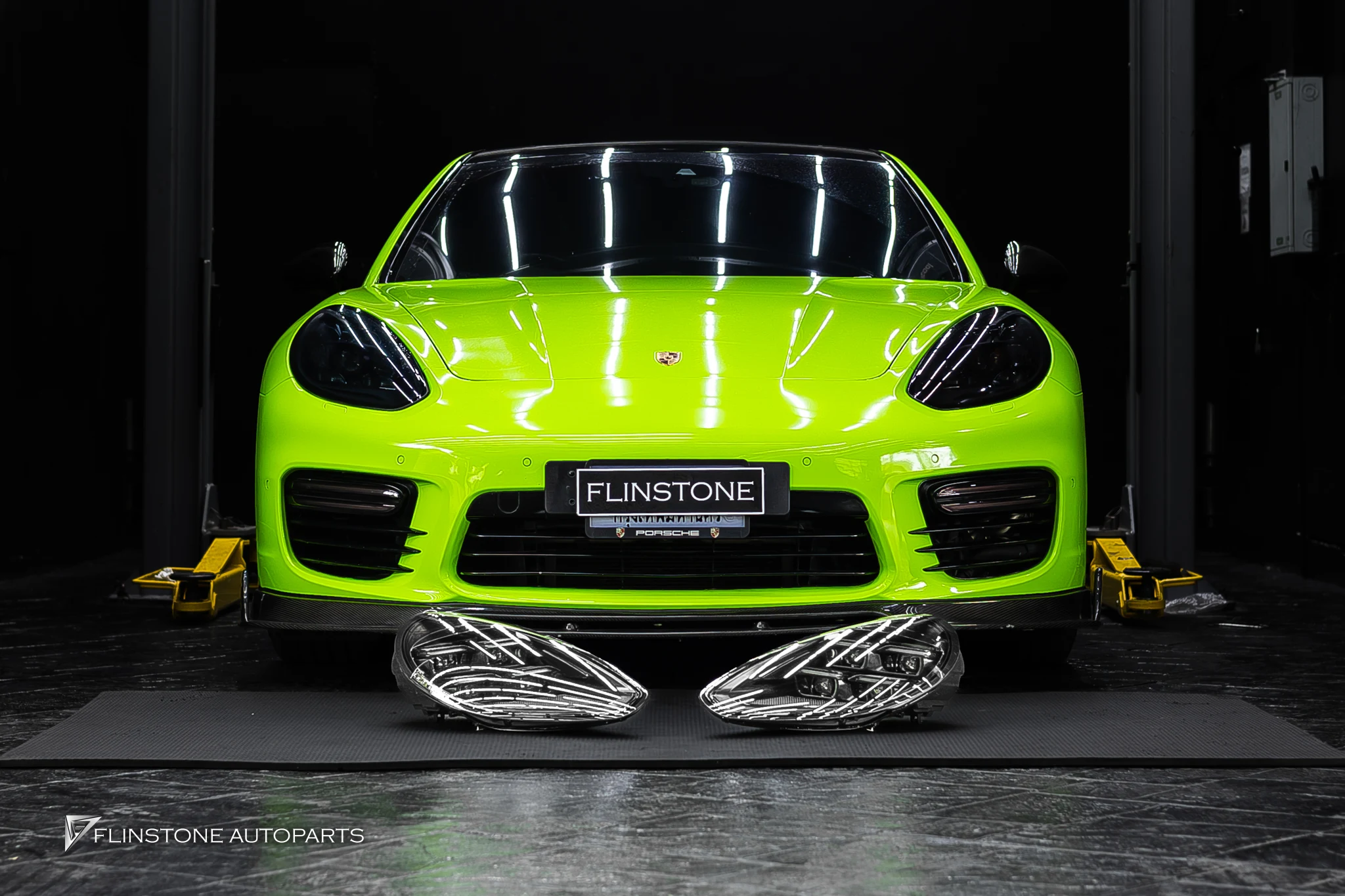 พา PORSCHE 970 Panamera เข้ามาเปลี่ยนไฟหน้า — เคสจริงจากหน้าร้าน Flinstone Autoparts