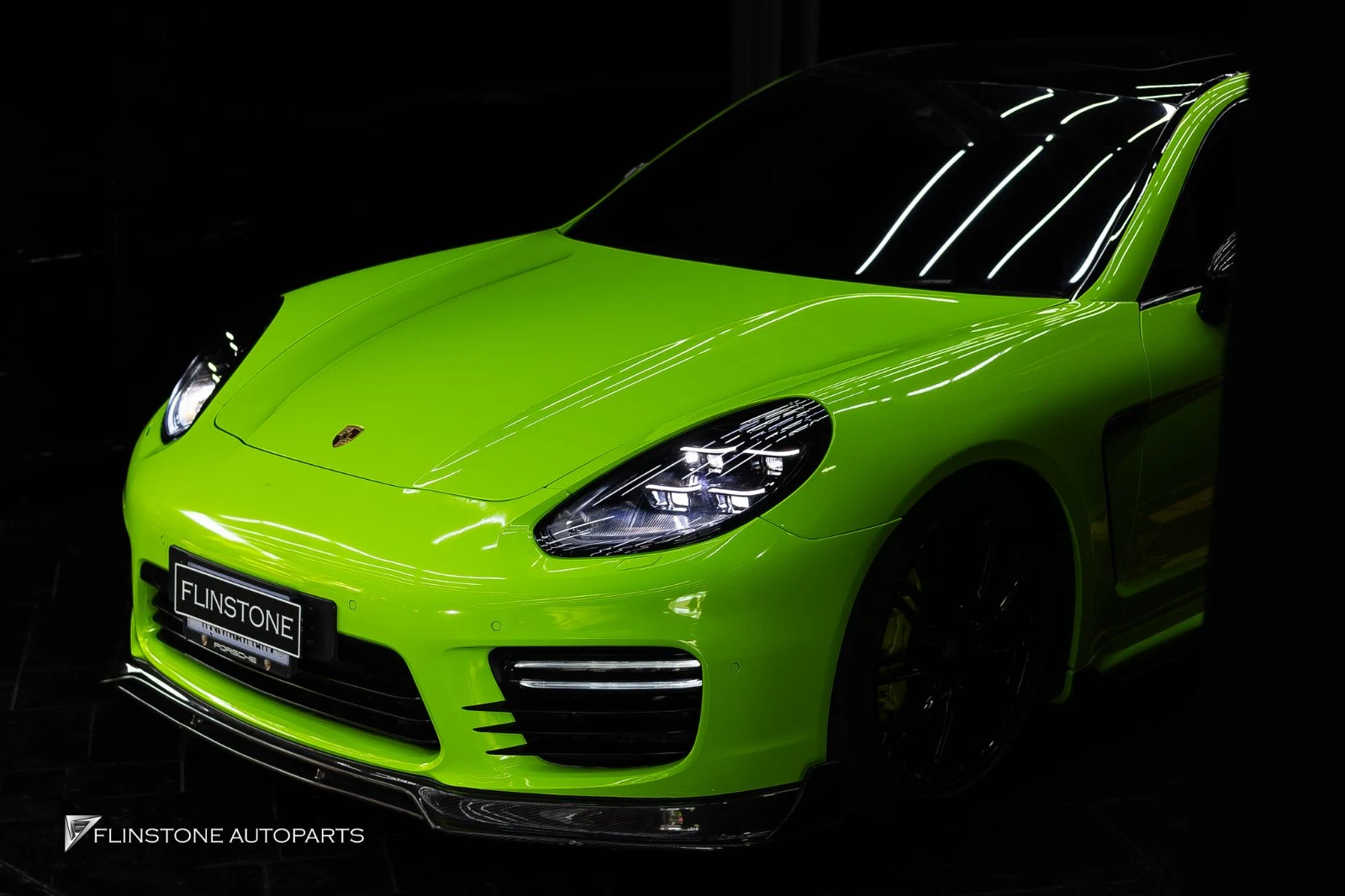พา PORSCHE 970 Panamera เข้ามาเปลี่ยนไฟหน้า — เคสจริงจากหน้าร้าน Flinstone Autoparts