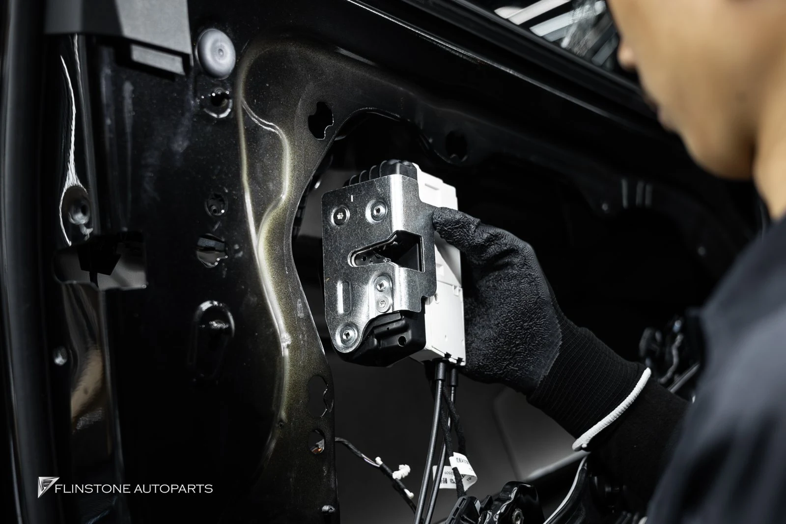 งานติดประตูดูดอัตโนมัติให้ BMW i5 G60 ที่ Flinstone Autoparts — ดูของจริงก่อนตัดสินใจ