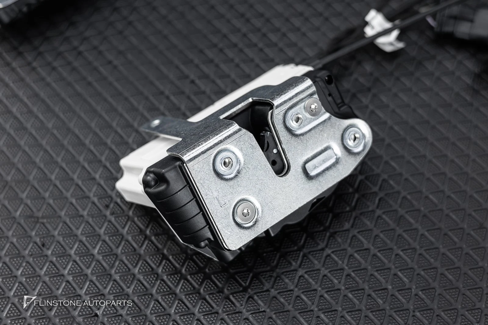 งานติดประตูดูดอัตโนมัติให้ BMW i5 G60 ที่ Flinstone Autoparts — ดูของจริงก่อนตัดสินใจ
