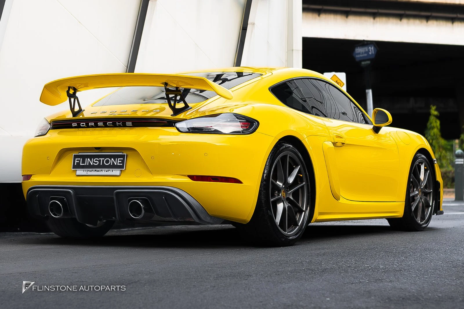 PORSCHE 981 Cayman / Boxster ไฟหน้า ใช้ของอะไร ทำอะไรบ้าง — เล่าจากงานจริงคันนี้