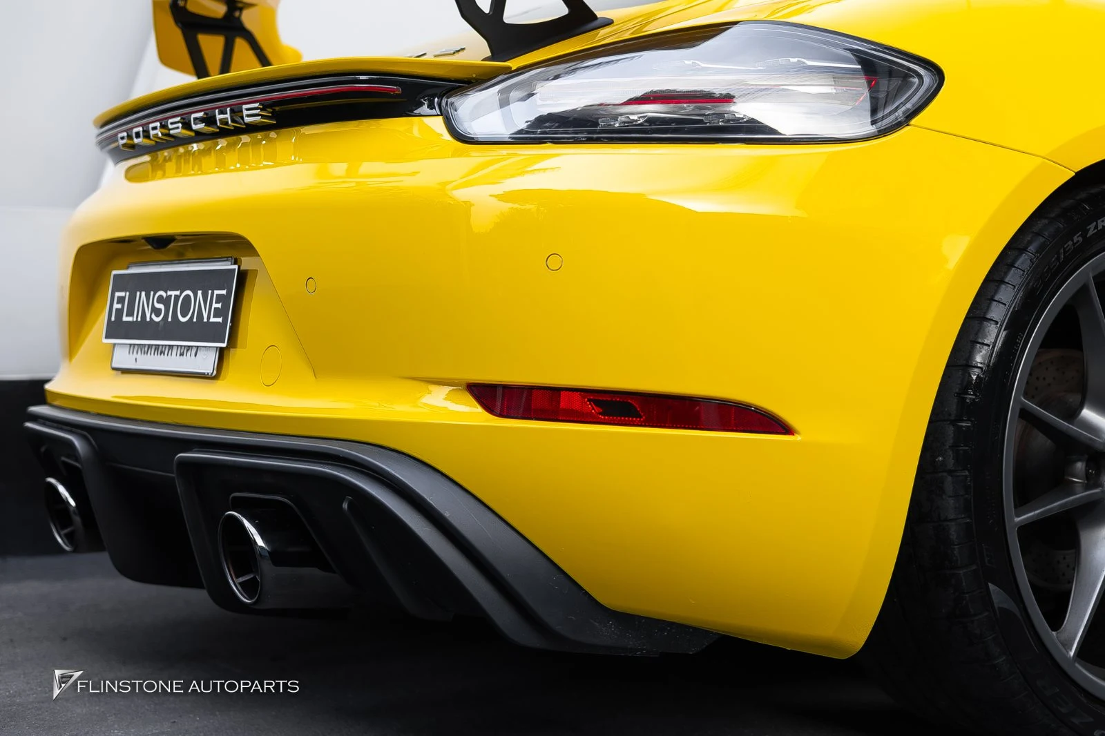 PORSCHE 981 Cayman / Boxster ไฟหน้า ใช้ของอะไร ทำอะไรบ้าง — เล่าจากงานจริงคันนี้
