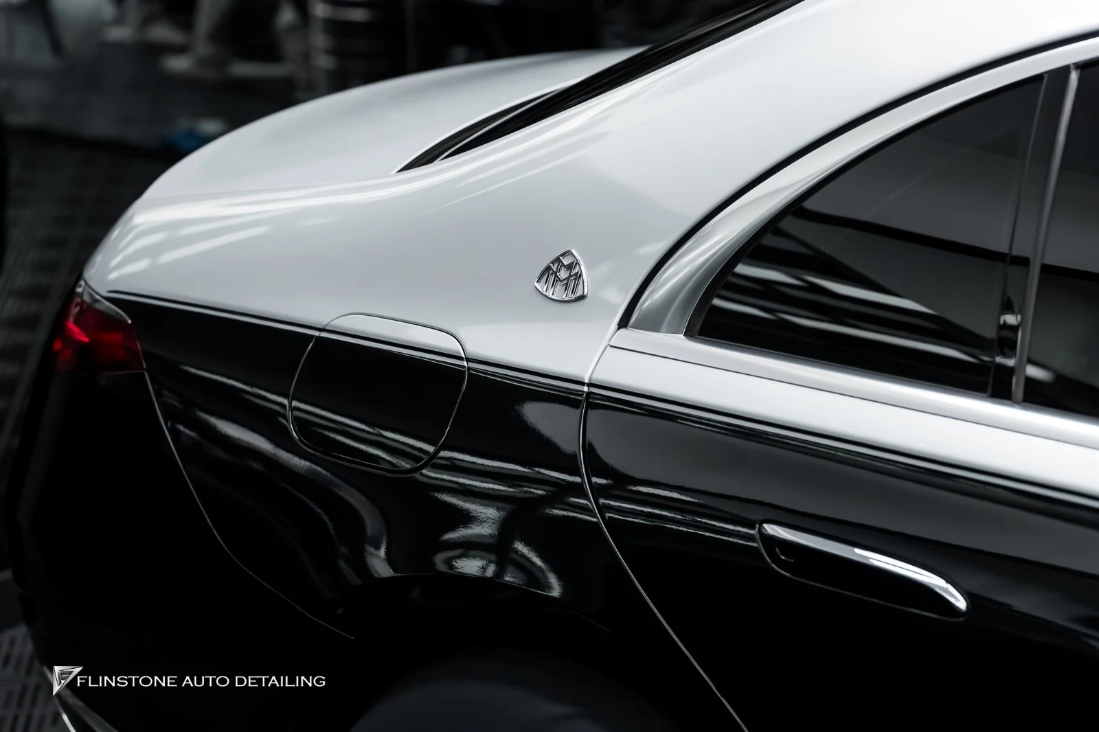 车漆保护膜施工 W223 S-Class 于 Flinstone Autoparts — 眼见为实再做决定