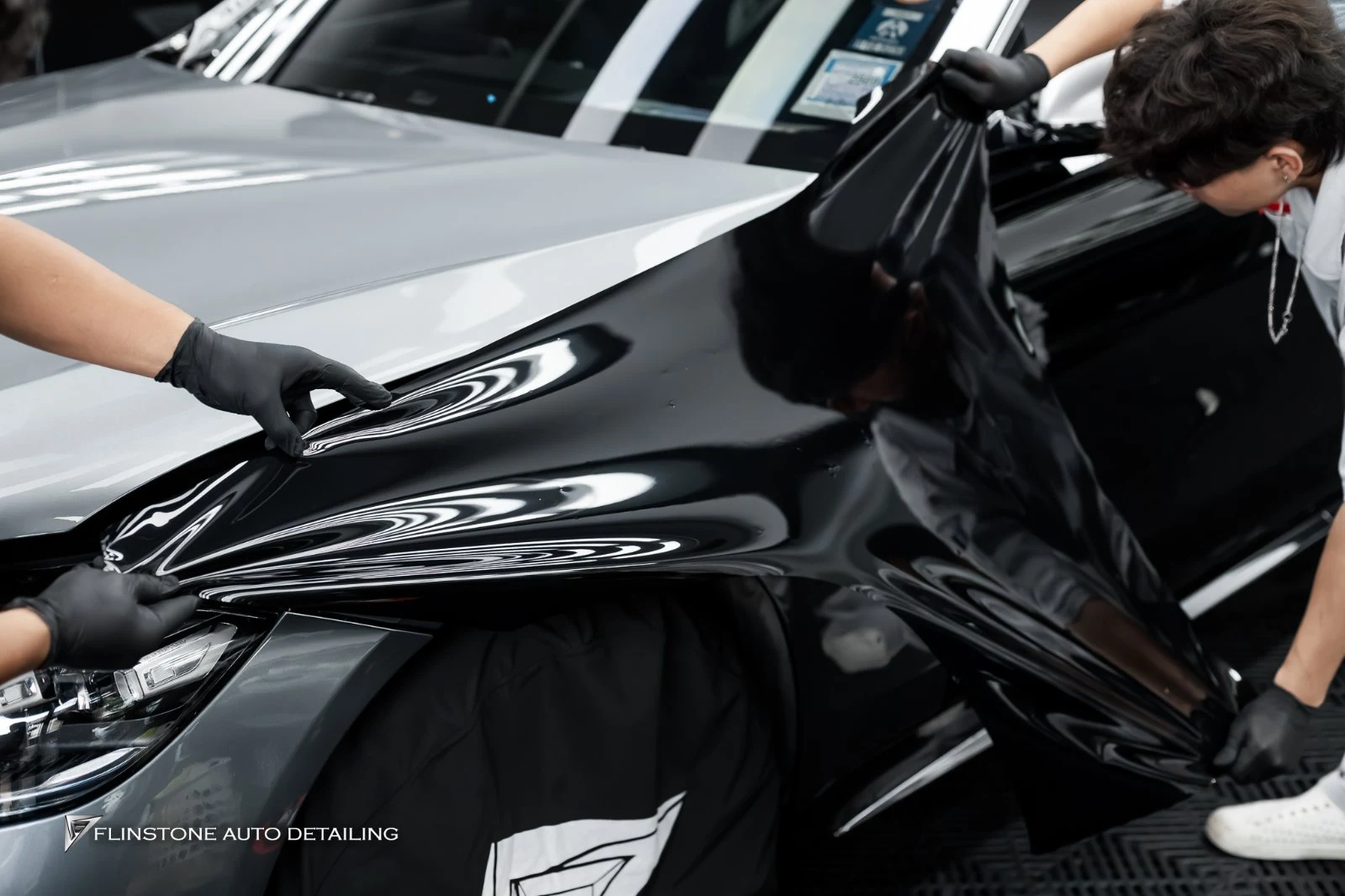 车漆保护膜施工 W223 S-Class 于 Flinstone Autoparts — 眼见为实再做决定