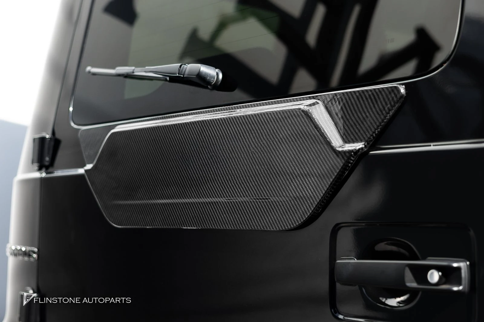 W464 G-Class USUS Autoclave Carbon Fiber Rear Plate — ผลงานติดตั้งจริง