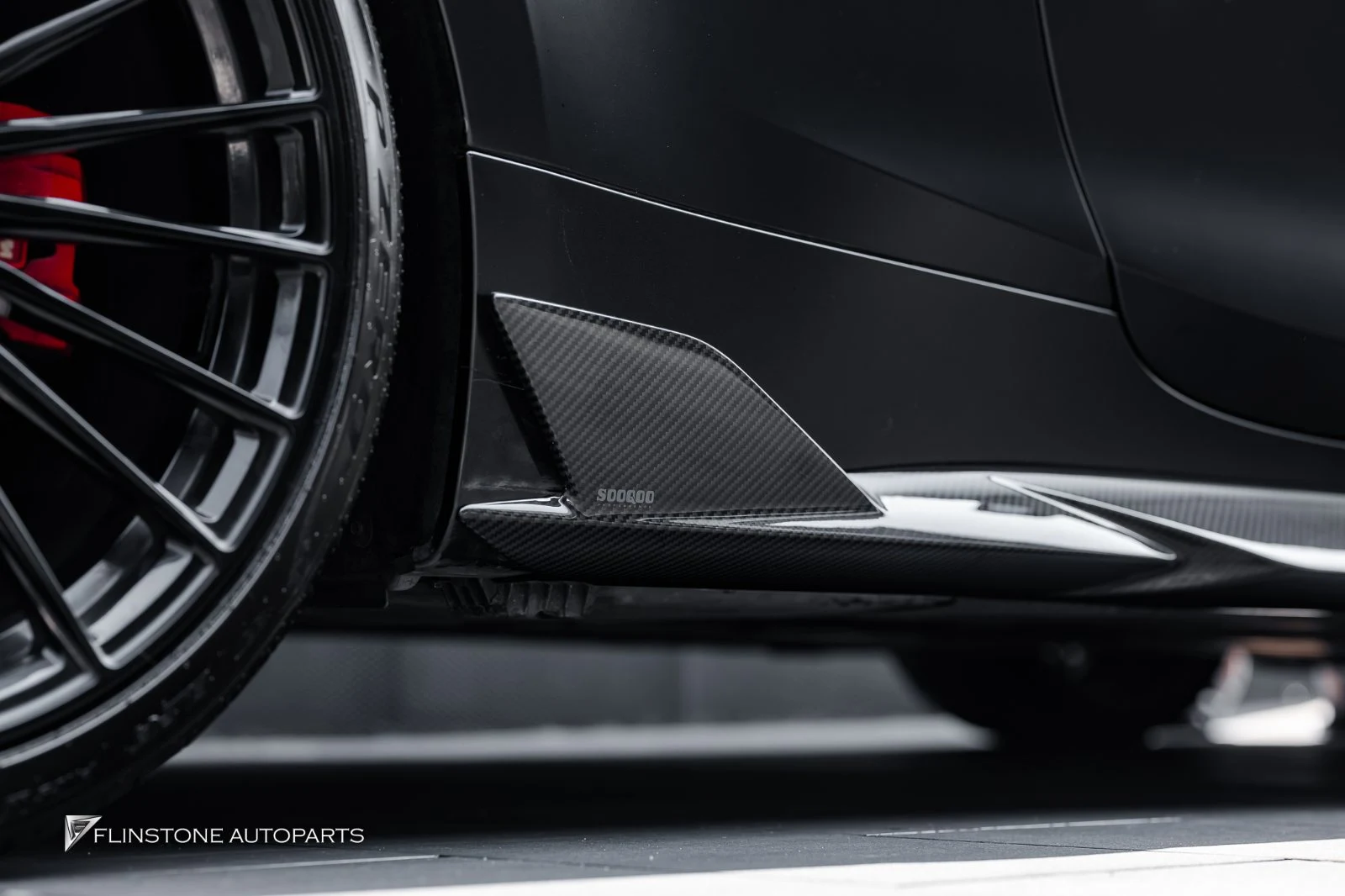 งานสเกิร์ตข้างให้ BMW G22 / G26 / G82 M4 ที่ Flinstone Autoparts — ดูของจริงก่อนตัดสินใจ
