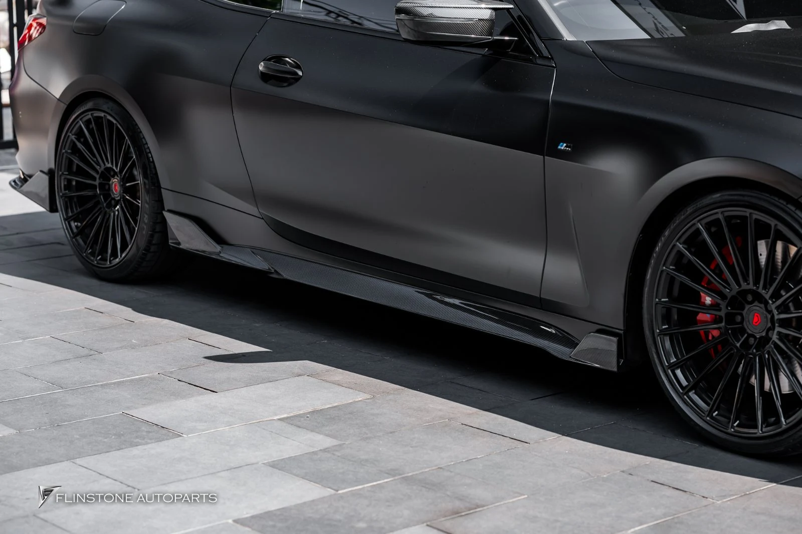 งานสเกิร์ตข้างให้ BMW G22 / G26 / G82 M4 ที่ Flinstone Autoparts — ดูของจริงก่อนตัดสินใจ