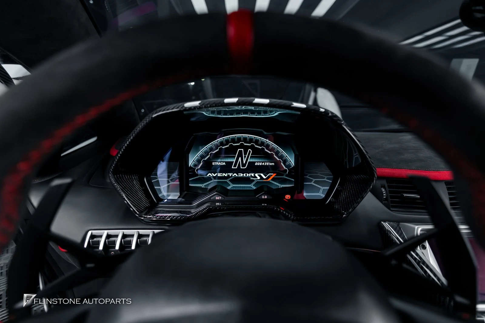 พา LAMBORGHINI Aventador เข้ามาอัปเกรดจอ — เคสจริงจากหน้าร้าน Flinstone Autoparts