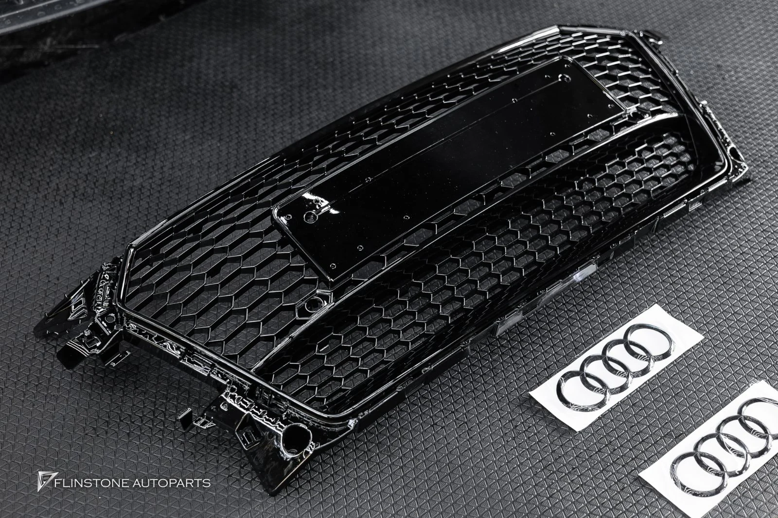 AUDI TT กระจังหน้า ใช้ของอะไร ทำอะไรบ้าง — เล่าจากงานจริงคันนี้