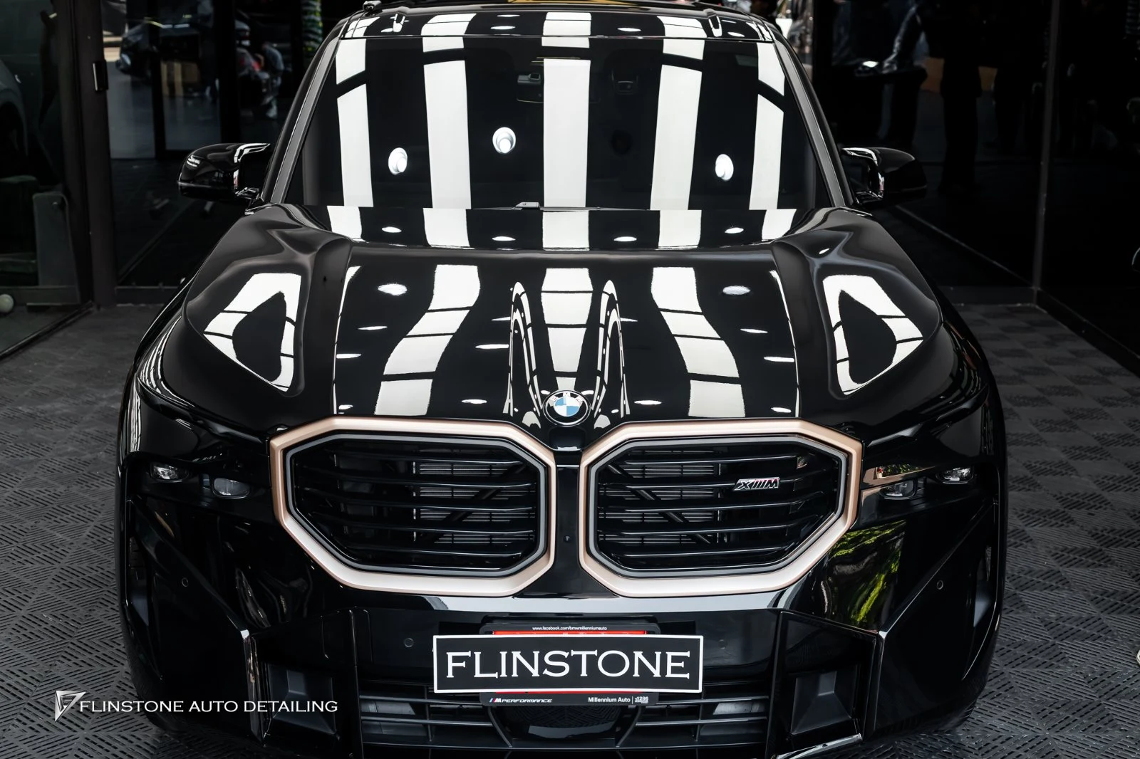 งานติดฟิล์มกันรอยให้ BMW XM G09 ที่ Flinstone Autoparts — ดูของจริงก่อนตัดสินใจ