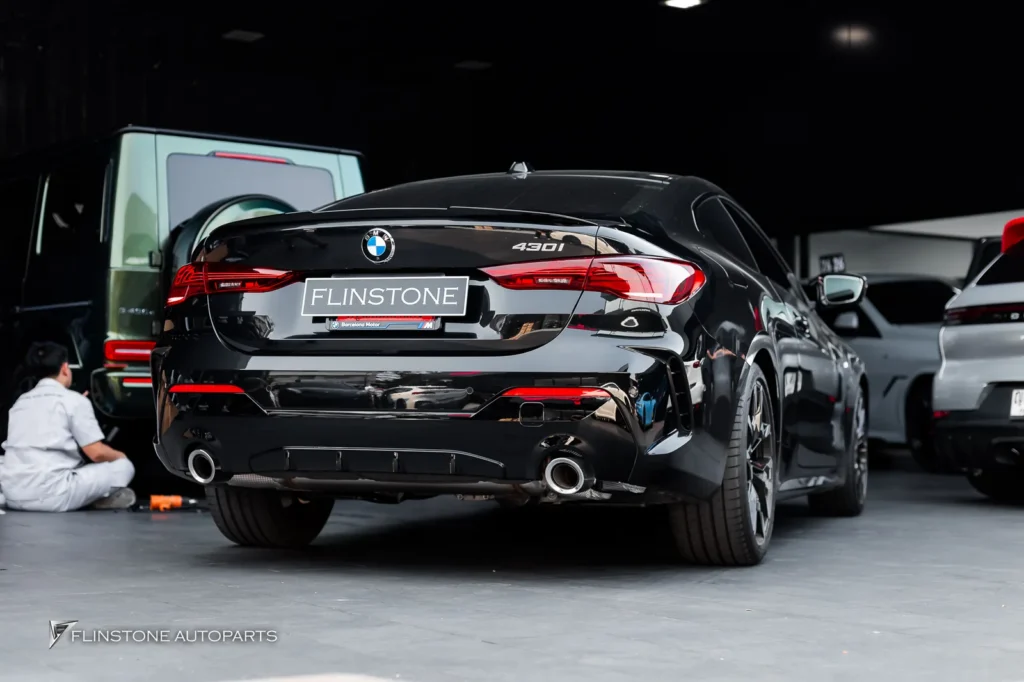 BMW G22 สปอยเลอร์ดำเงา