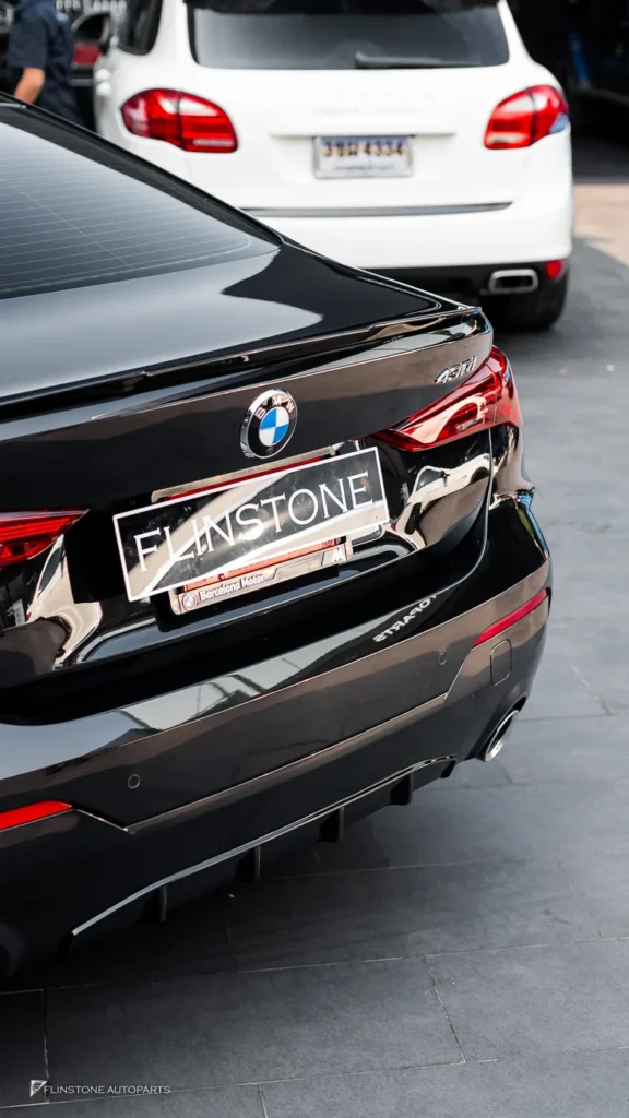 BMW G22 สปอยเลอร์ดำเงา