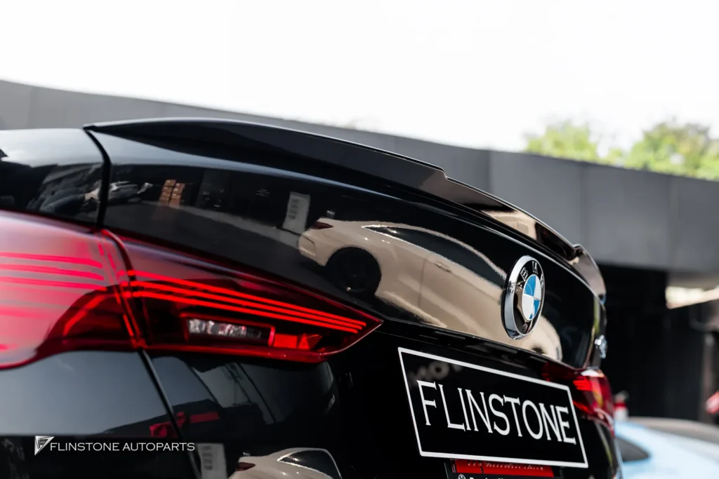 BMW G22 สปอยเลอร์ดำเงา