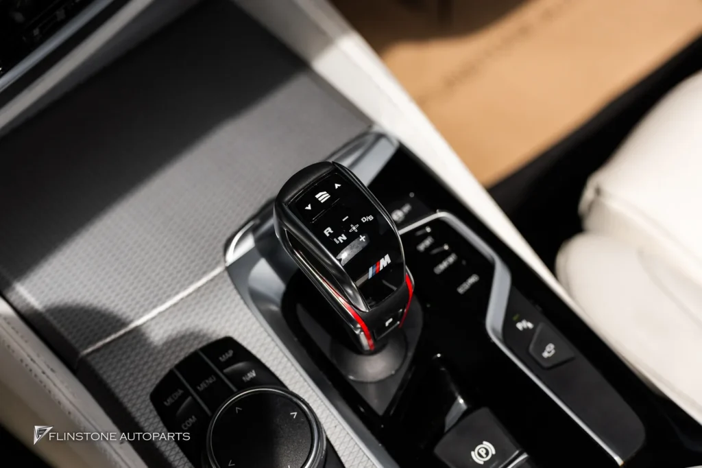 BMW G30 พวงมาลัยคาร์บอน หัวเกียร์