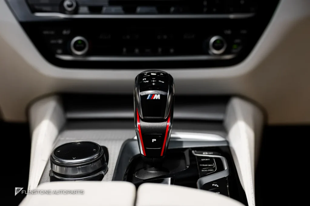 BMW G30 พวงมาลัยคาร์บอน หัวเกียร์