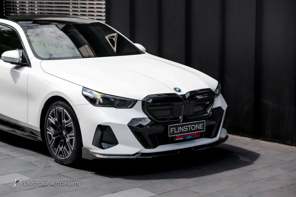 BMW i5 ชุดแต่ง M Performance USUS + ประตูดูด