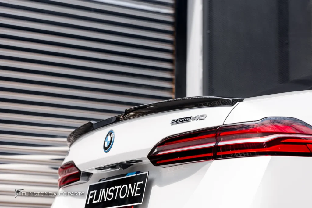 BMW i5 ชุดแต่ง M Performance USUS + ประตูดูด