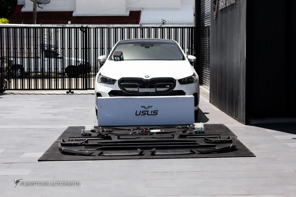 BMW i5 ชุดแต่ง M Performance USUS + ประตูดูด