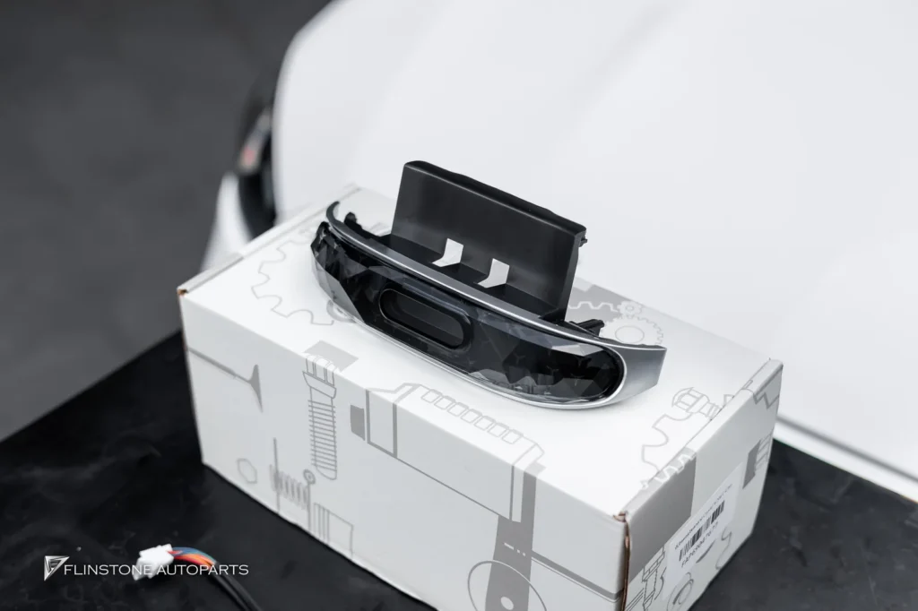 Benz W206 คอนโซลกลาง Trim LED