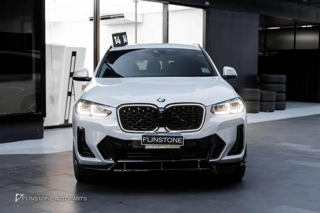 BMW X4 G02 LCI กระจังหน้า LED