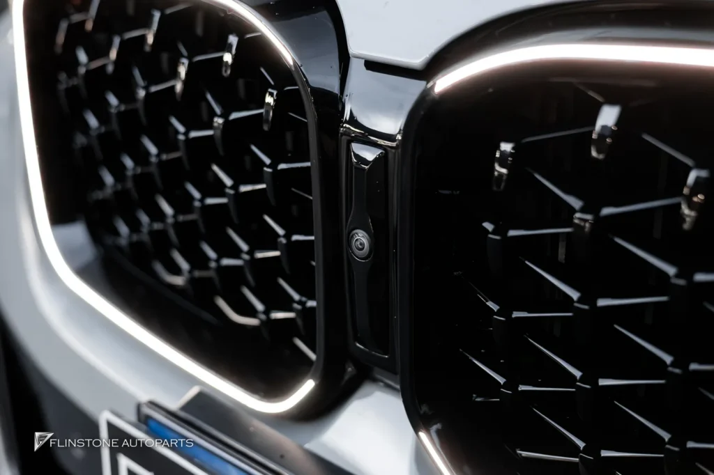 BMW X4 G02 LCI กระจังหน้า LED