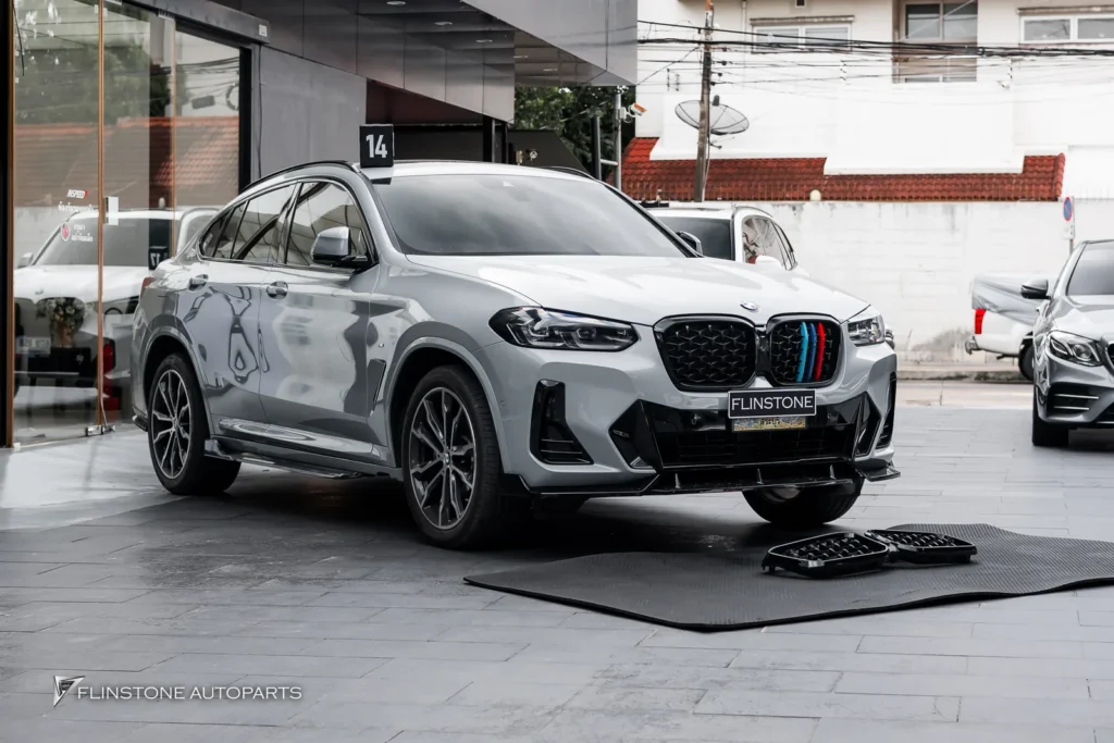 BMW X4 G02 LCI กระจังหน้า LED
