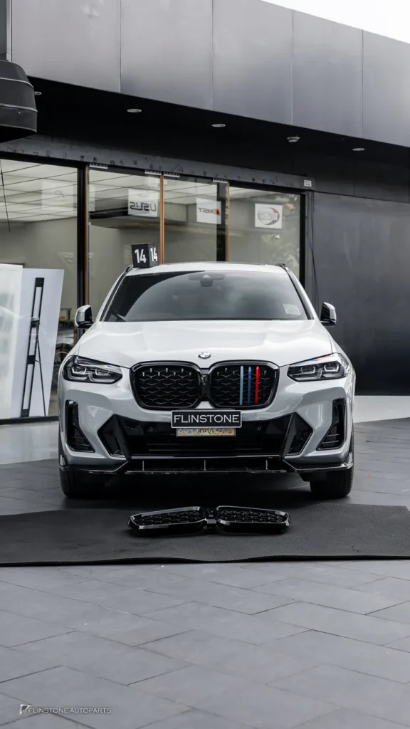 BMW X4 G02 LCI กระจังหน้า LED