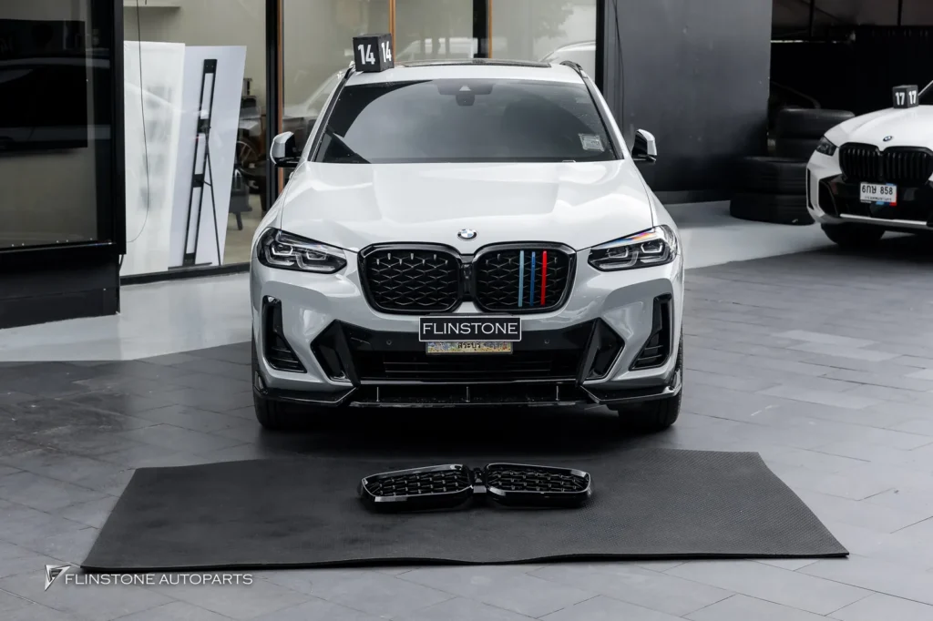 BMW X4 G02 LCI กระจังหน้า LED