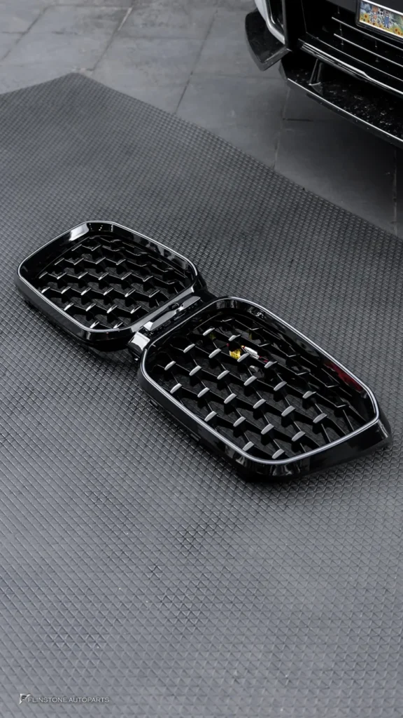 BMW X4 G02 LCI กระจังหน้า LED