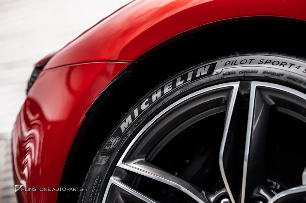 Ferrari Roma เปลี่ยนยาง