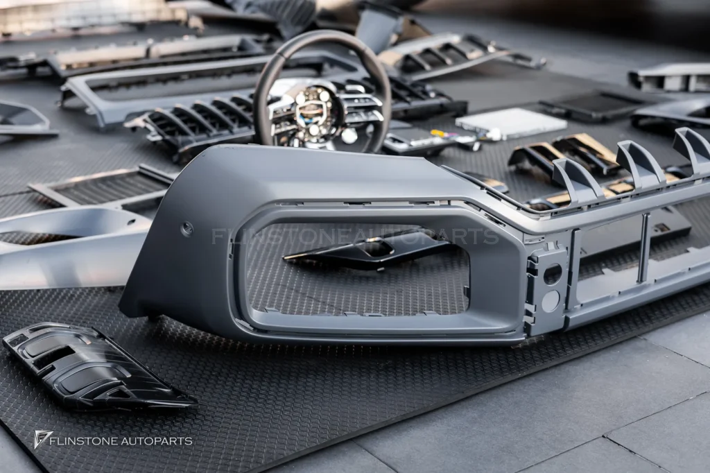Mercedes-Benz G-Class ชุดกันชนหน้า กรอบไฟ พวงมาลัย Touchpad