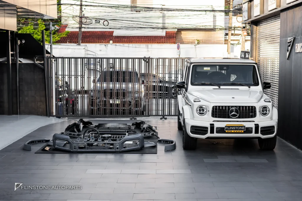 Mercedes-Benz G-Class ชุดกันชนหน้า กรอบไฟ พวงมาลัย Touchpad