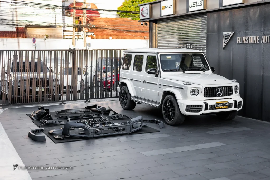 Mercedes-Benz G-Class ชุดกันชนหน้า กรอบไฟ พวงมาลัย Touchpad