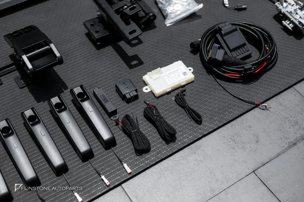 Mercedes-Benz G-Class ประตูดูด Keyless บันได