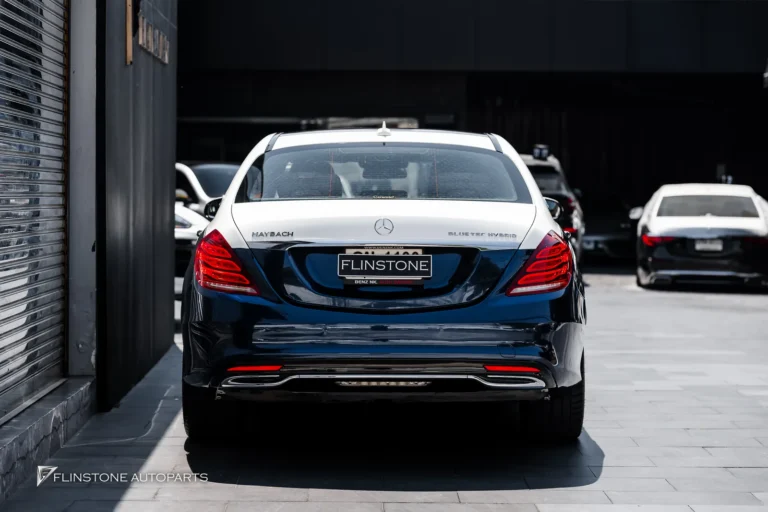 Mercedes-Benz S-Class กระจังหน้า Logo Maybach ฟิล์มสี