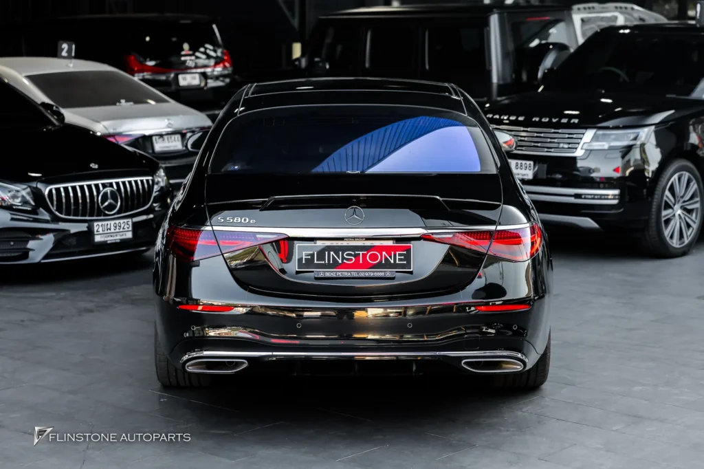 Mercedes-Benz S-Class สปอยเลอร์